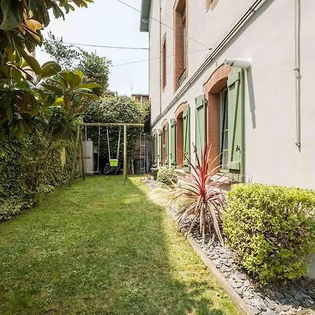 T5 Renove Avec Bureau Jardin Et Parking En Centre