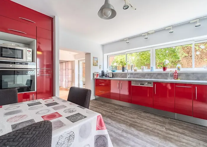 T5 Renove Avec Bureau Jardin Et Parking En Centre Lejlighed *