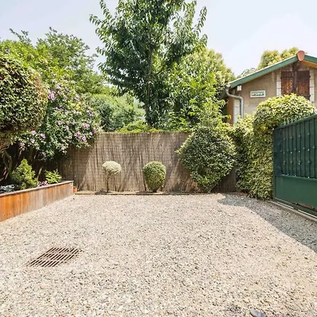 T5 Renove Avec Bureau Jardin Et Parking En Centre * Toulouse