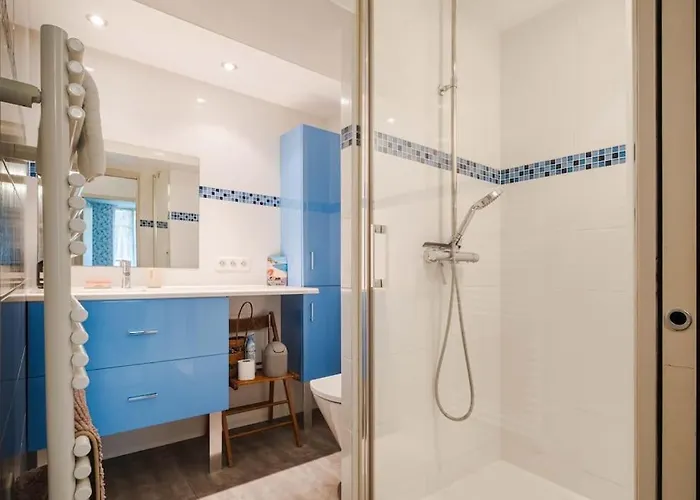 T5 Renove Avec Bureau Jardin Et Parking En Centre Apartment