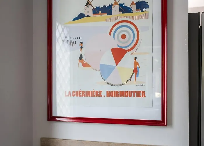 T5 Renove Avec Bureau Jardin Et Parking En Centre *